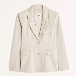 Abercrombie & Fitch Slim Fitting Blazer